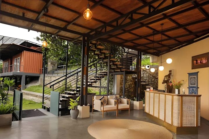 The Cubes Ella thumbnail