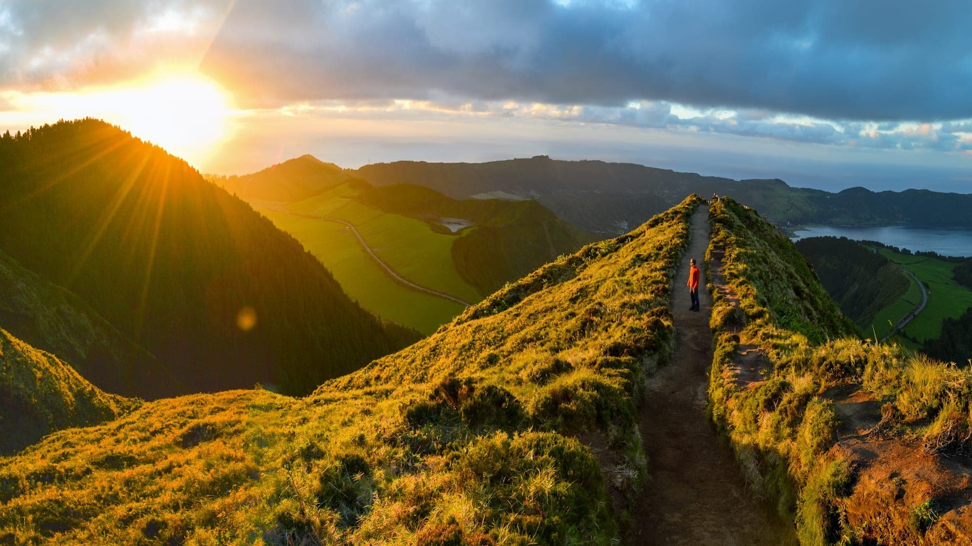 Worry-free bookings with journaway