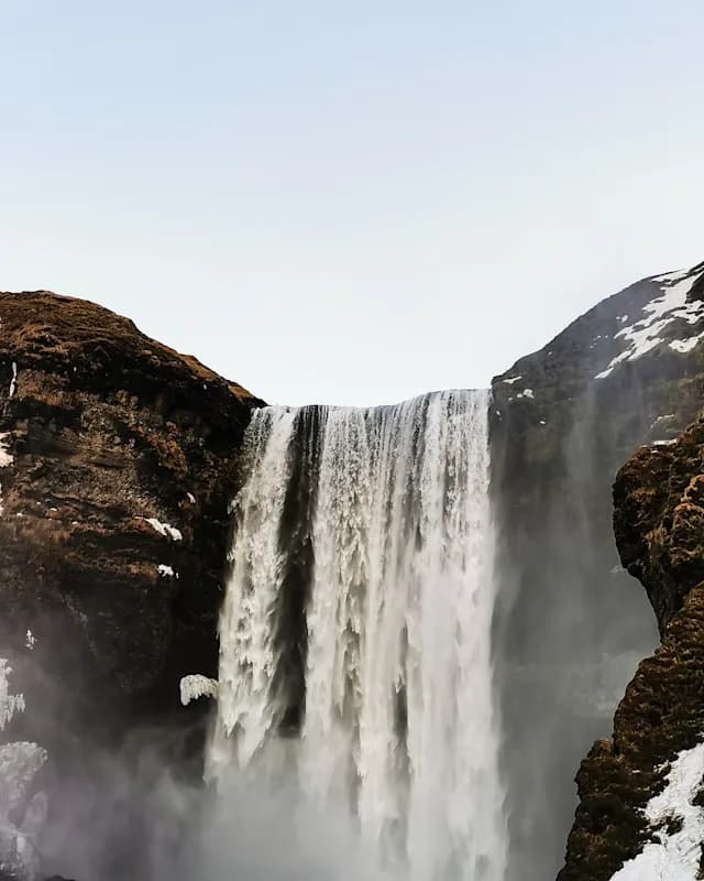 Vulkane, Gletscher & Wasserfälle