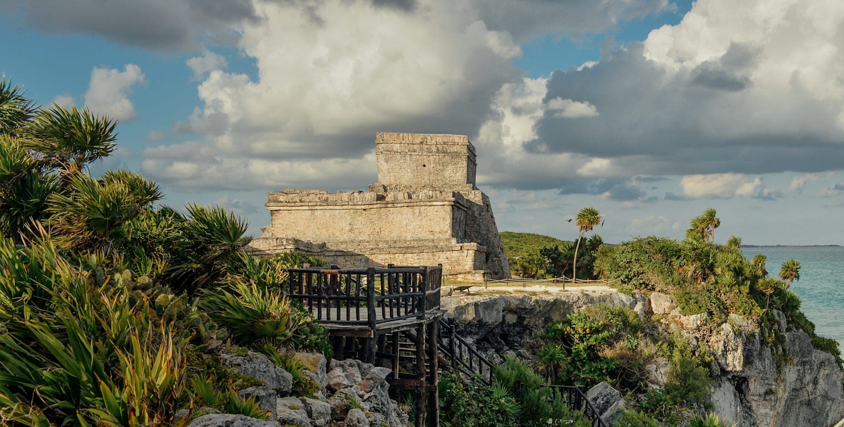 Maya ruins, cenotes and postcard beaches